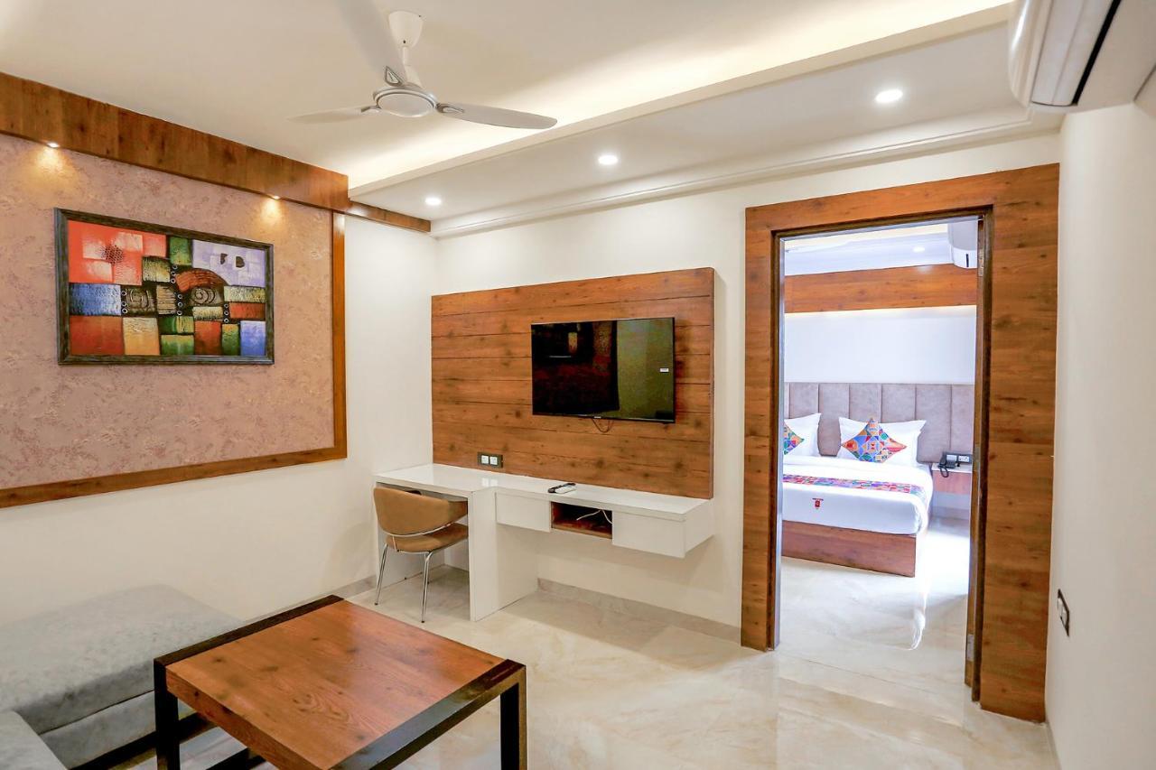 Fabhotel Golf Inn Golf Course Road Gurgaon Esterno foto