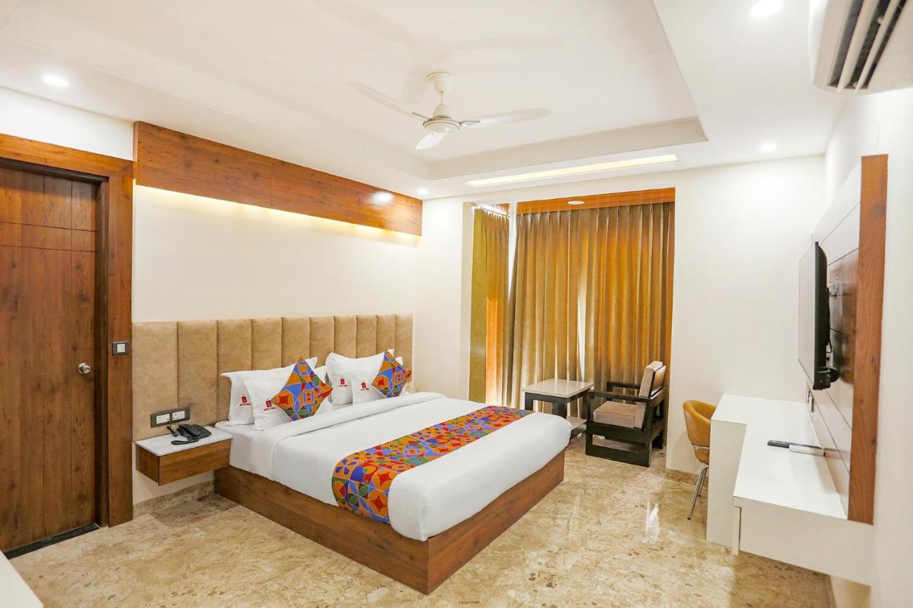 Fabhotel Golf Inn Golf Course Road Gurgaon Esterno foto