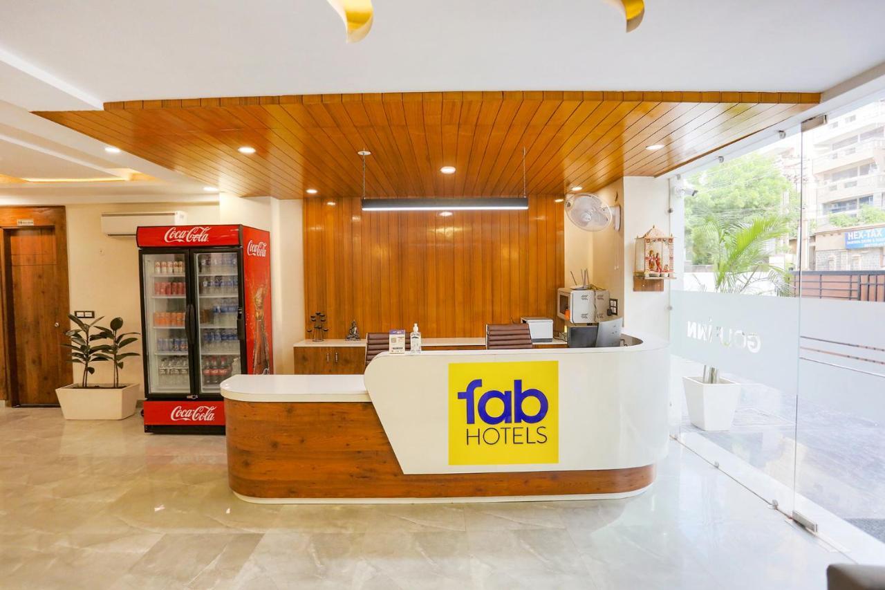 Fabhotel Golf Inn Golf Course Road Gurgaon Esterno foto