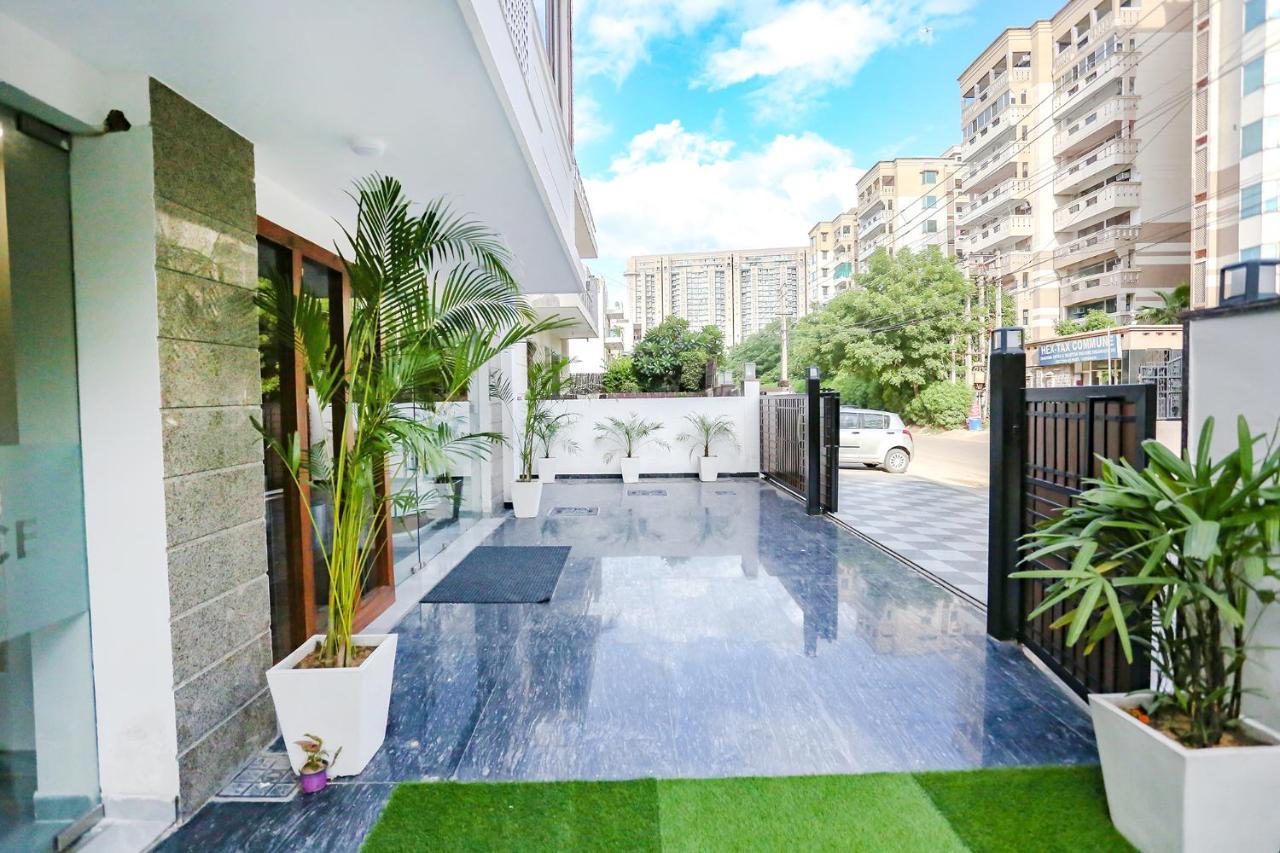 Fabhotel Golf Inn Golf Course Road Gurgaon Esterno foto